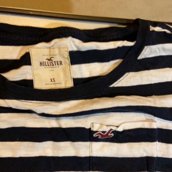 Striped cropped pocket T-shirt - Picture 2 of 3